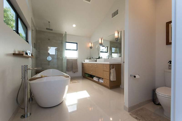 9910 bath 4