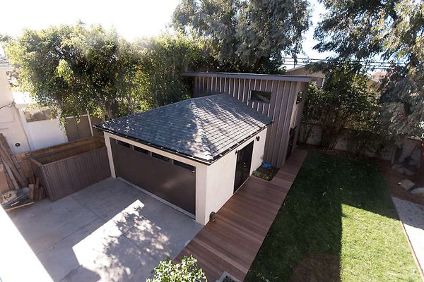 9910 garage 7