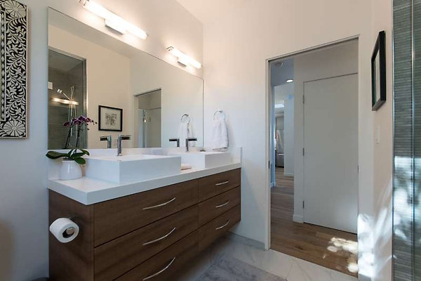 9910 bath 7
