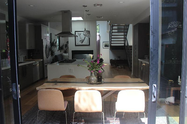 9910 dining 3