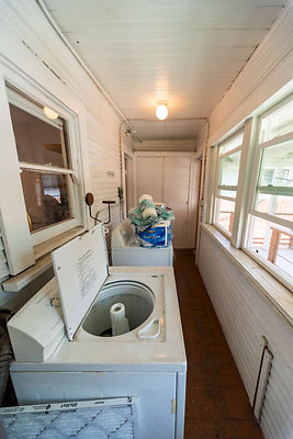 12740 laundry 2