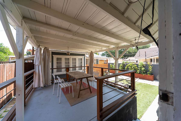 12740 balcony 4