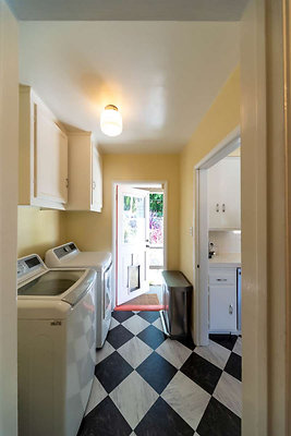 12743 laundry 1