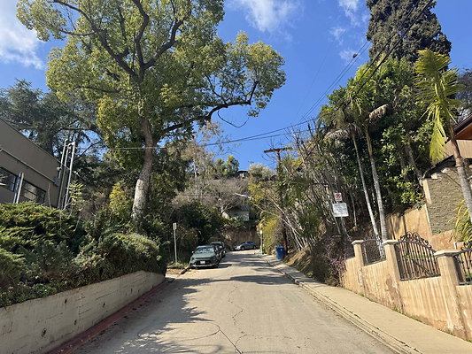 hyperion ave 041
