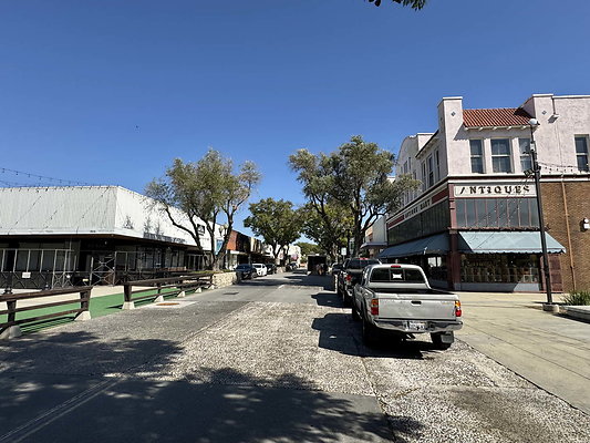 second street 046