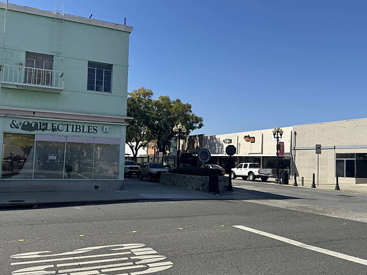 second street 040