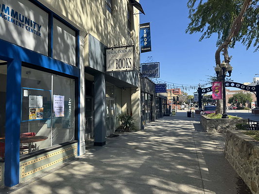 second street 011