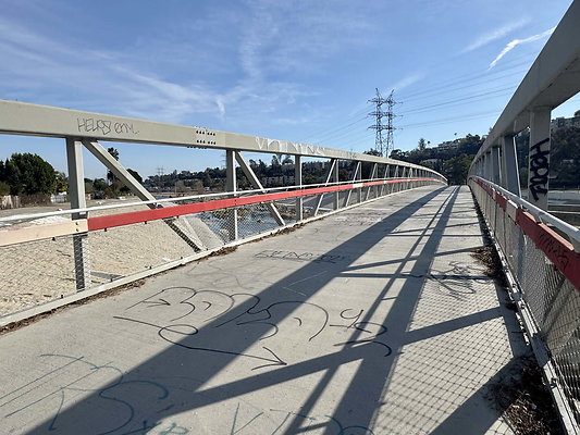 hyperion la river 045