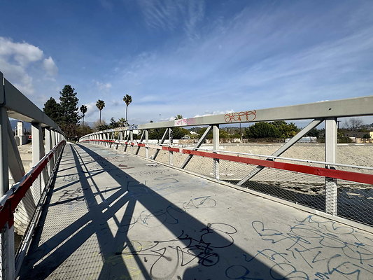 hyperion la river 047