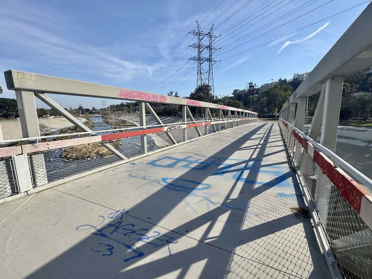 hyperion la river 048