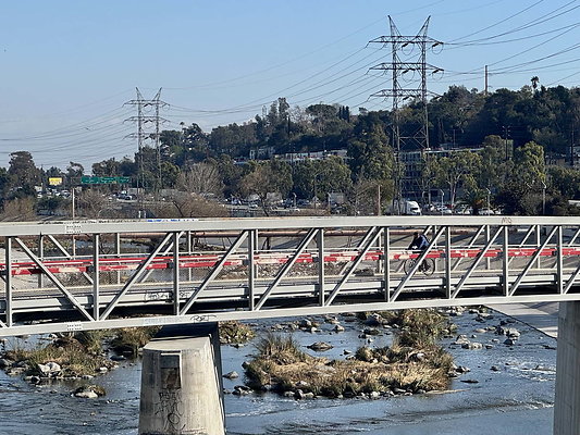hyperion la river 039