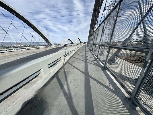 6th st bridge 006