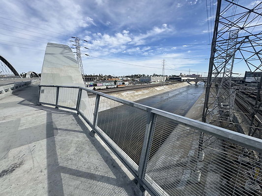 6th st bridge 009