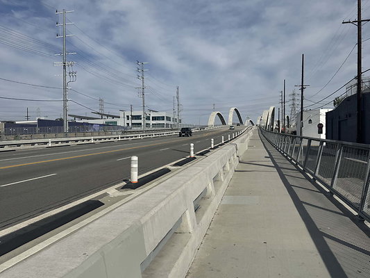6th st bridge 001
