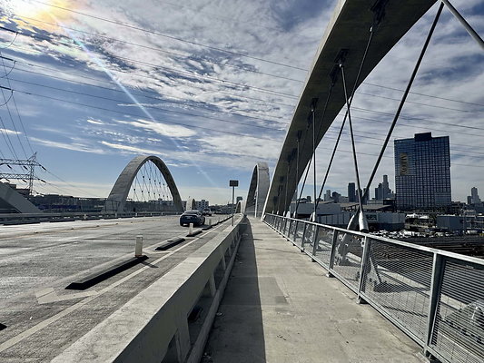 6th st bridge 029
