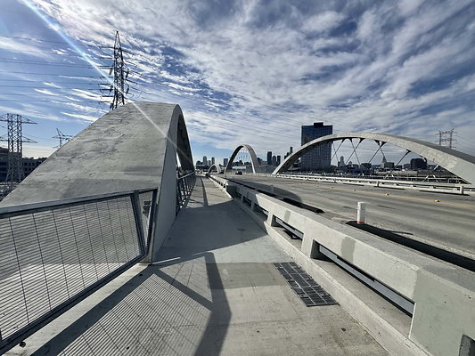 6th st bridge 021