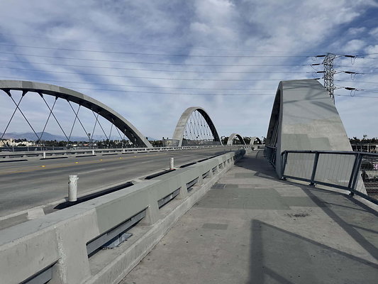 6th st bridge 008