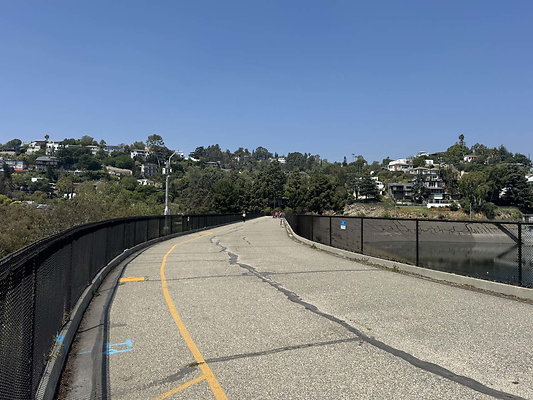 silver lake 040
