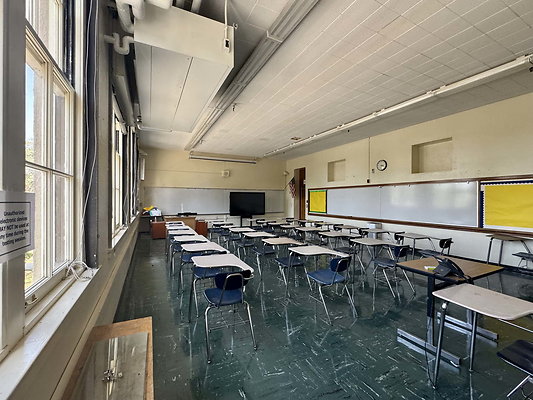 van nuys ms 033