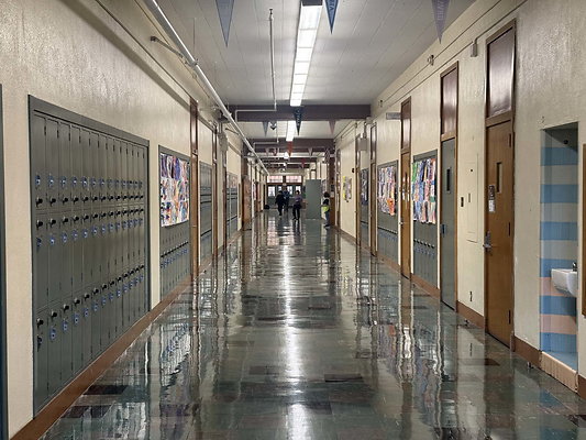 van nuys ms 005