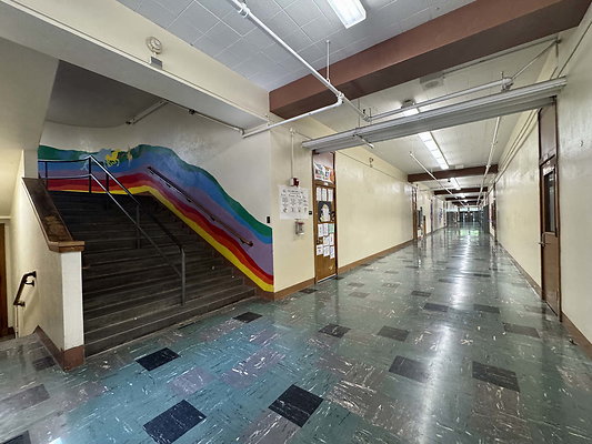 van nuys ms 058