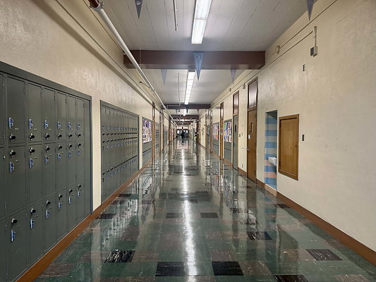 van nuys ms 004