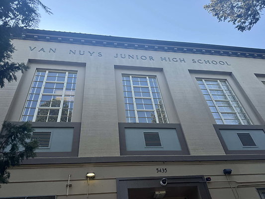 van nuys ms 000