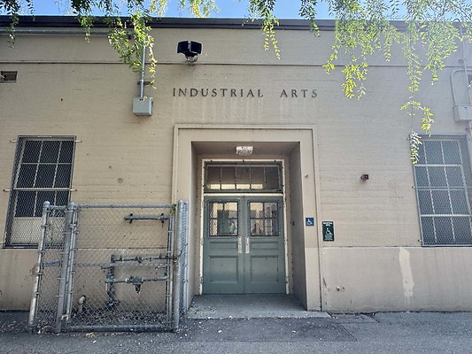 van nuys ms 095