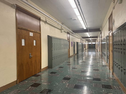 van nuys ms 038