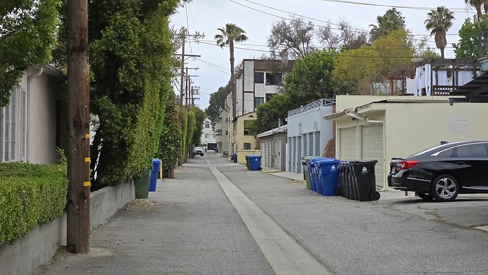 a-Alley S of Riverside206