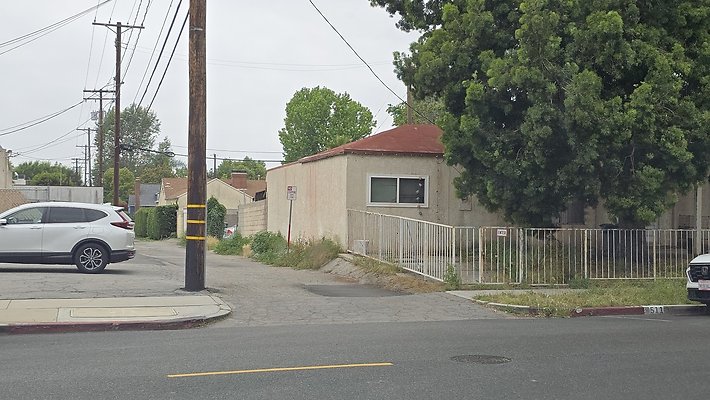a-alley N of Magnolia199
