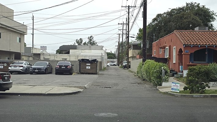 a-alley N of Magnolia195