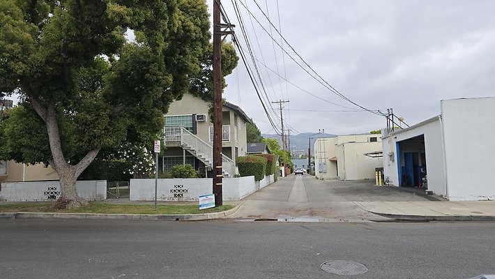 a-alley N of Magnolia174