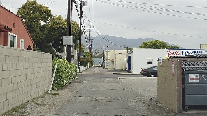 a-alley N of Magnolia172