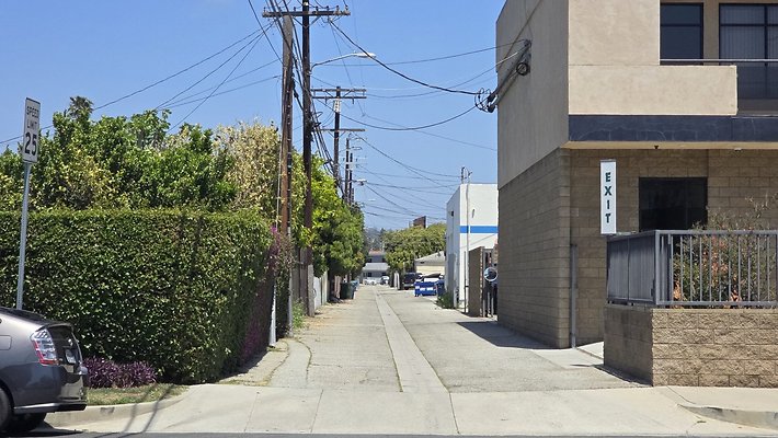 a-Alley N of Jefferson Randall to Inglewood595
