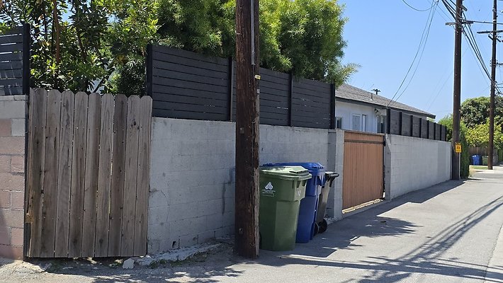 a-Alley N of Jefferson Randall to Inglewood607