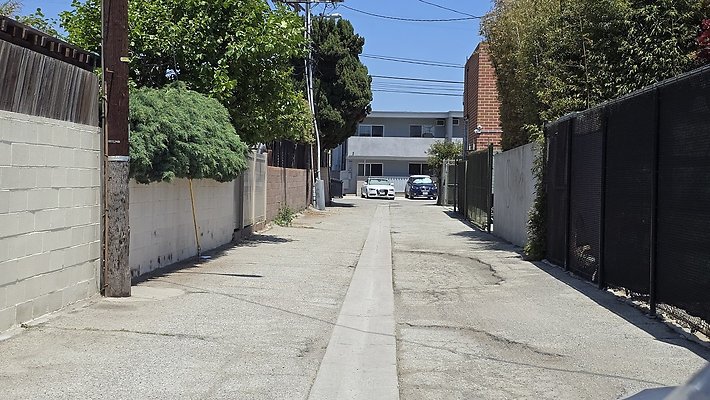a-Alley N of Jefferson Randall to Inglewood603