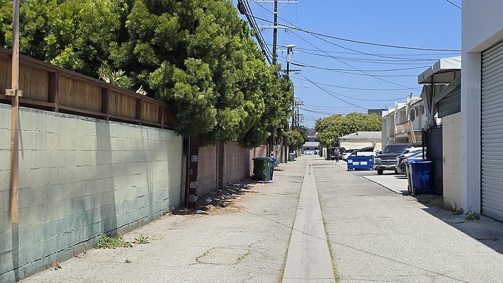 a-Alley N of Jefferson Randall to Inglewood599