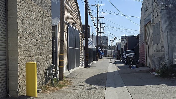 a-Alley S of Jefferson Jefferson to Mesmer634