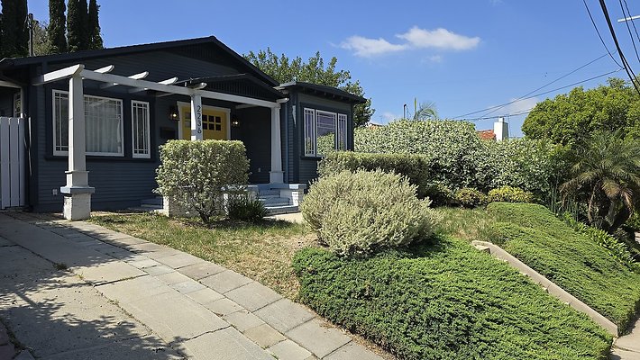a-2236 brier ave608