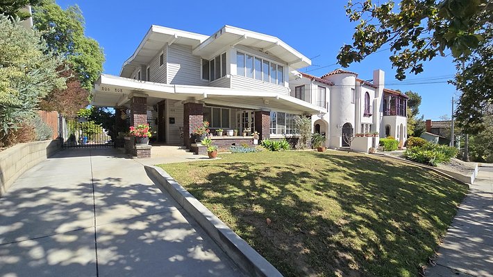 a-806 808 N Lafayette Pk681