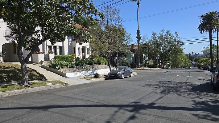 a-806 808 N Lafayette Pk689