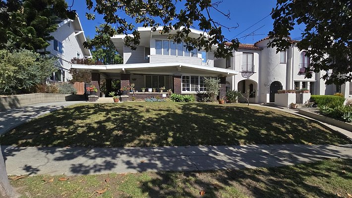 a-806 808 N Lafayette Pk691