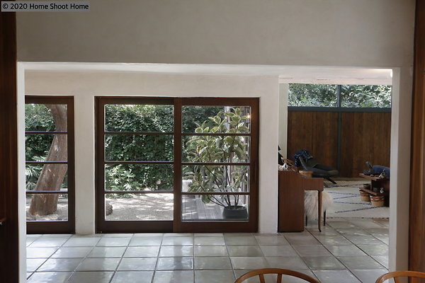 39dining-room-to-living-room