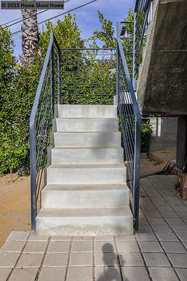 3455-Stairs-to-Backyard-Continued-Reverse-34