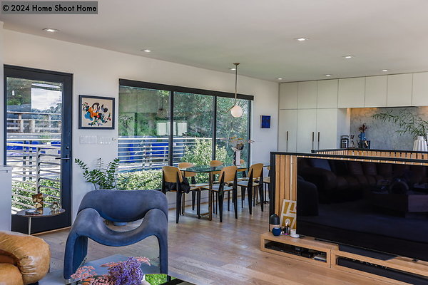 37living-room-reverse