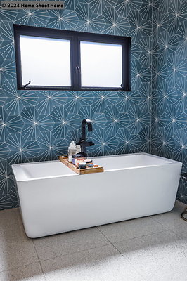 16master-bathroom