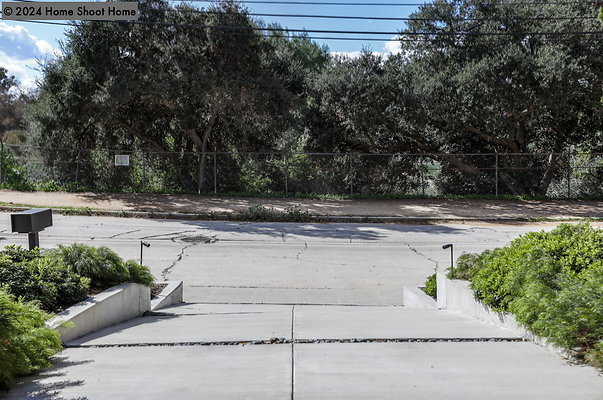 83driveway-reverse