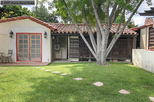 41backyard-side-view
