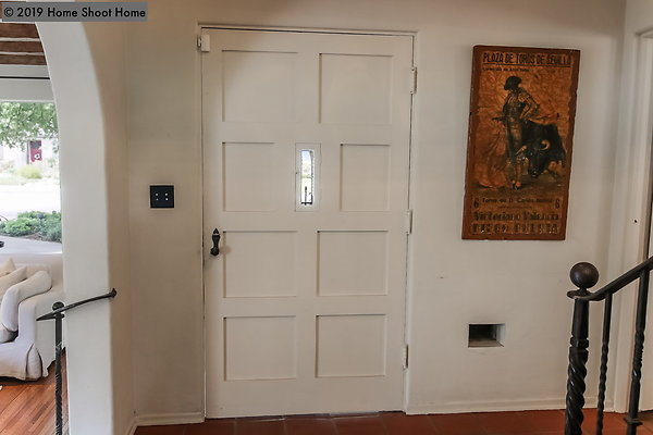 04entrance-reverse